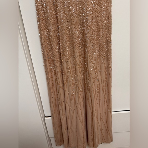 NWT | Mac Duggal 35109 Nude Pink Embellished Flutter Sleeve Gown Size 10 - Picture 12 of 13